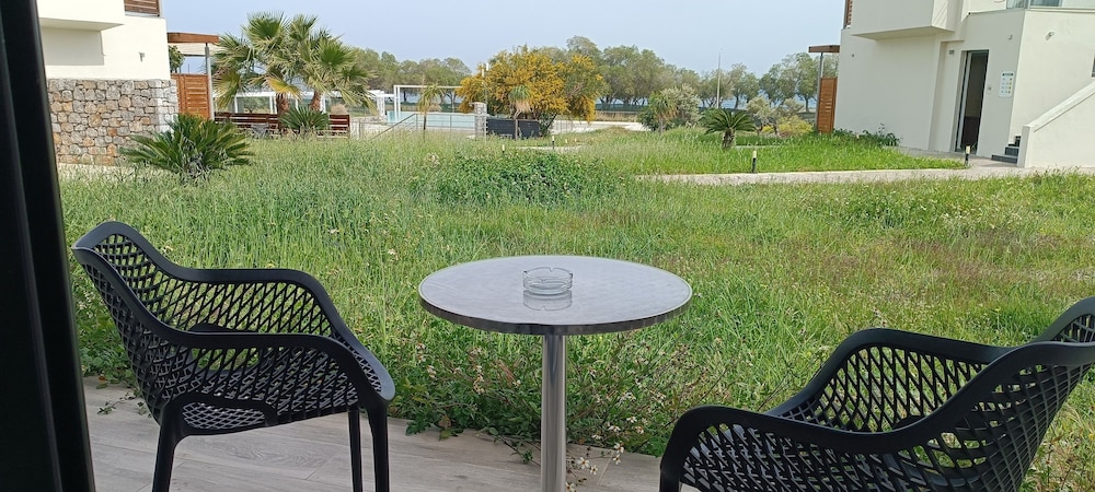 gennadi seaside resort