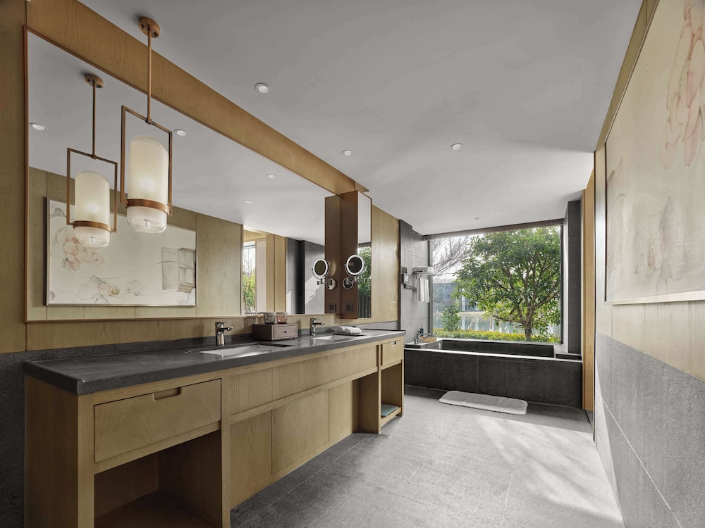 hilton suzhou new district