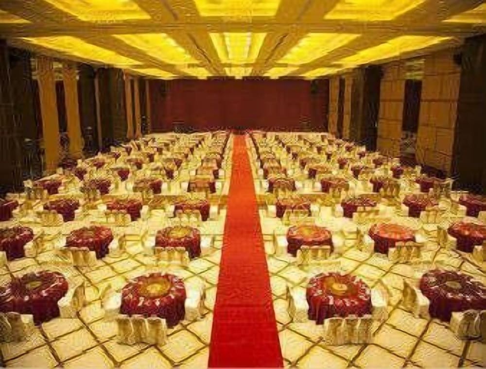 ramada plaza huizhou east