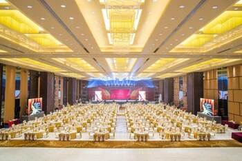 ramada plaza huizhou east
