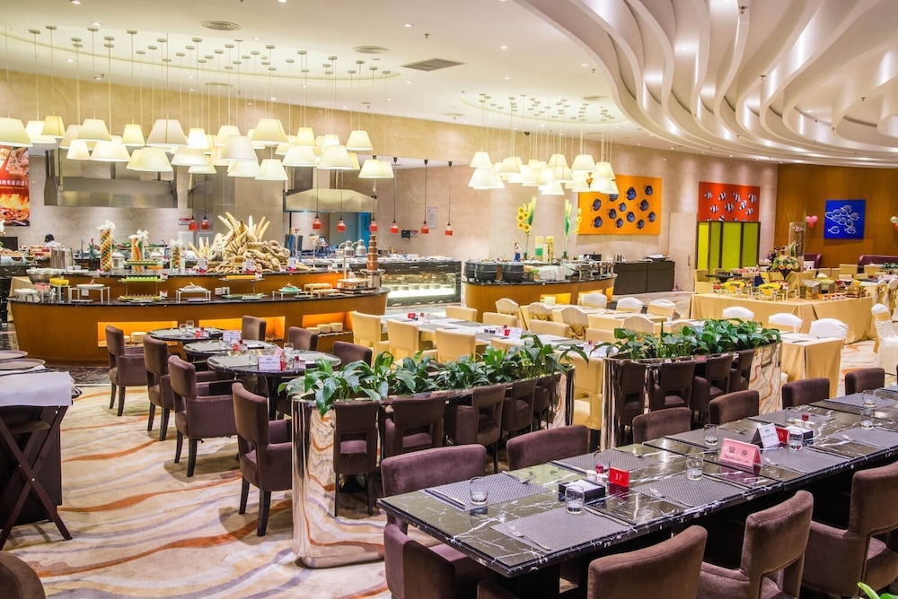 ramada plaza huizhou east