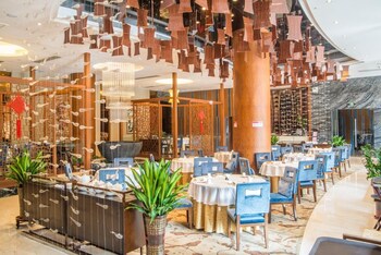 ramada plaza huizhou east