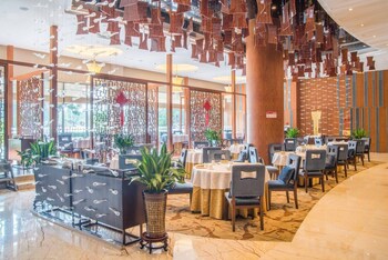 ramada plaza huizhou east