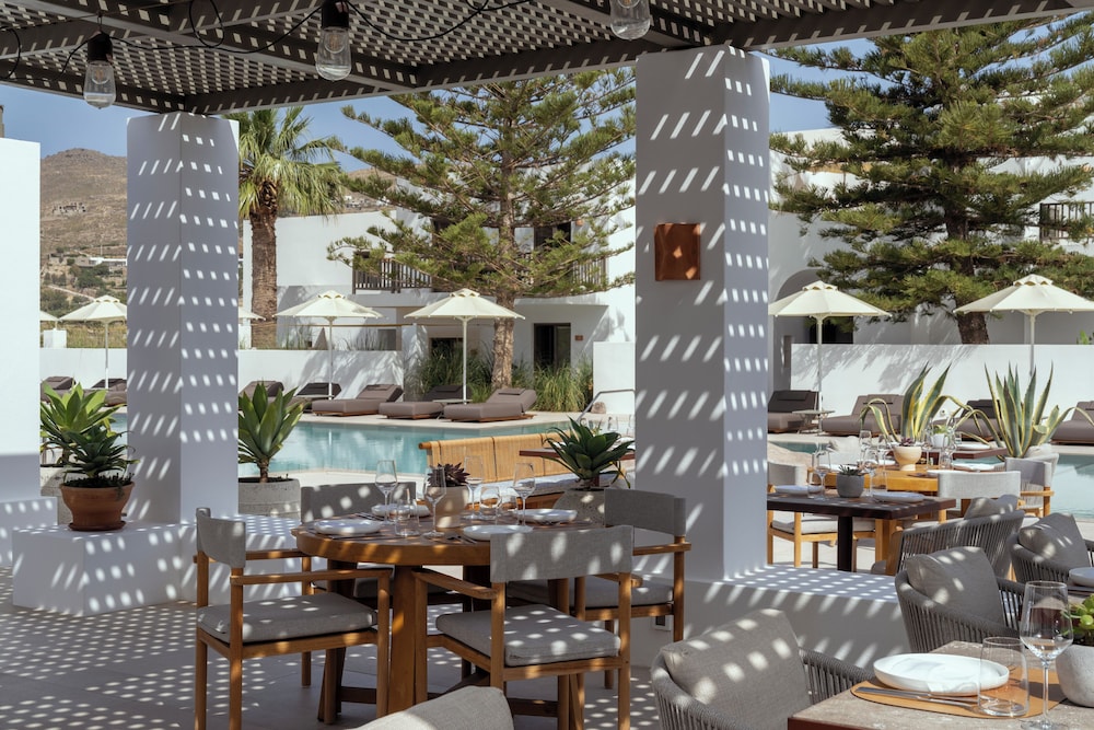 paros