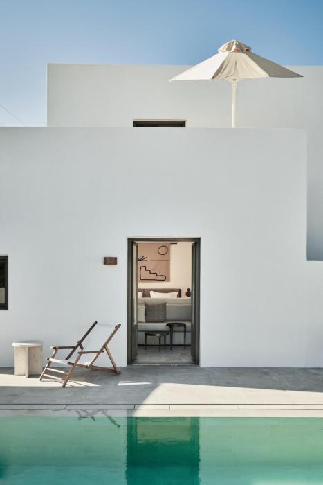 paros