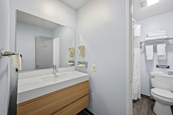sol springs inn