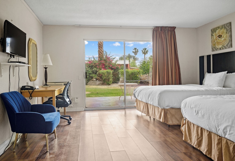 sol springs inn