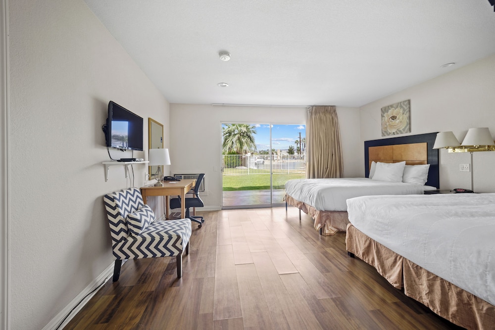 sol springs inn