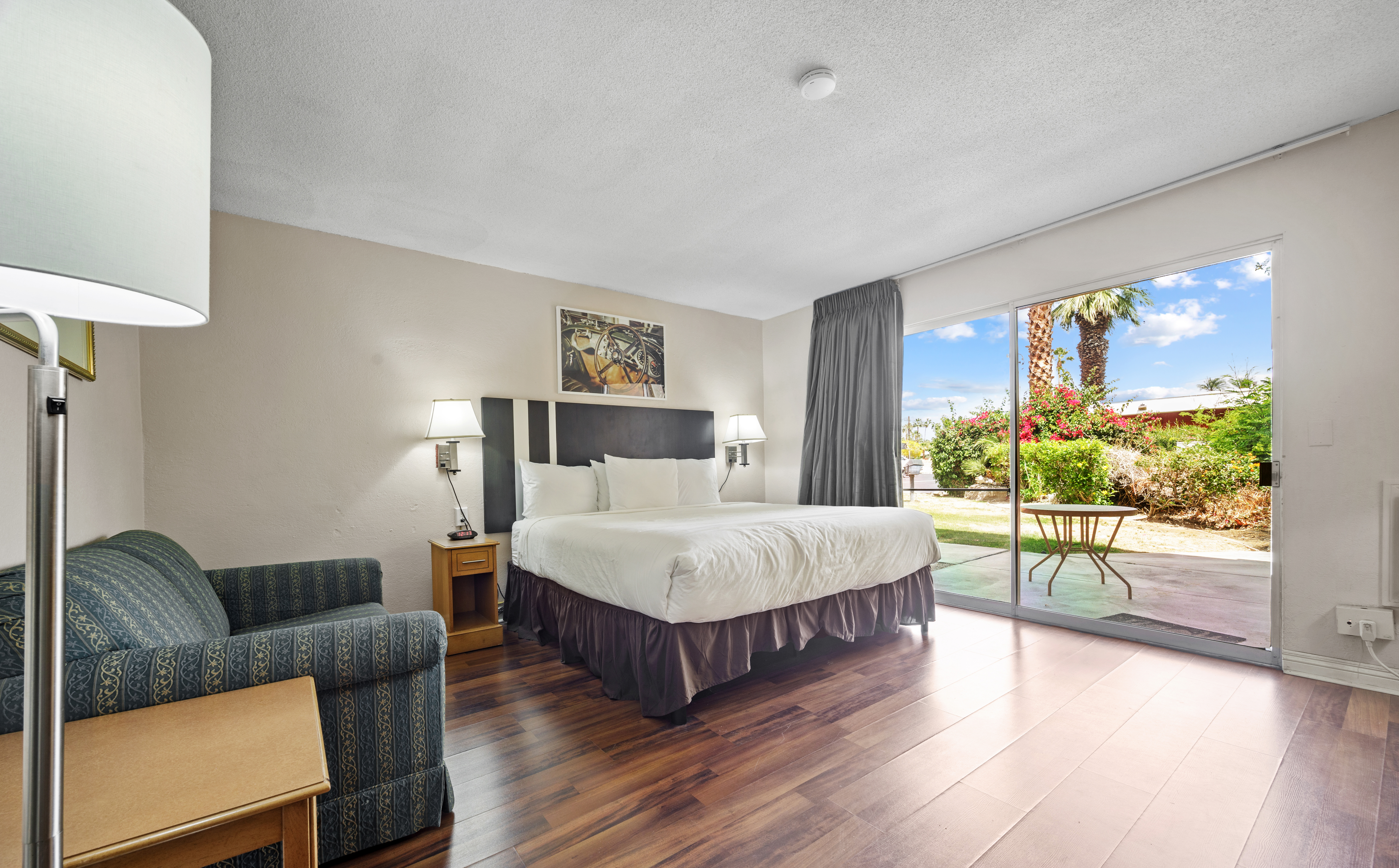 sol springs inn