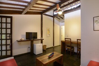 velinn caravela pousada ilhabela