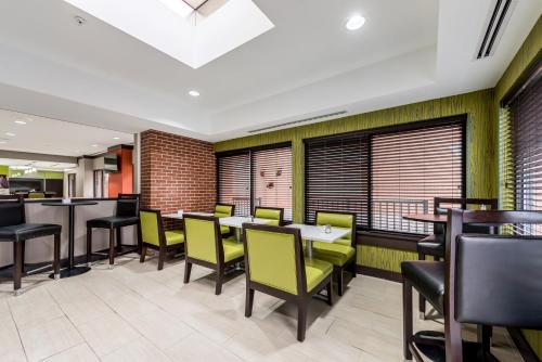 holiday inn indianapolis downtown by ihg