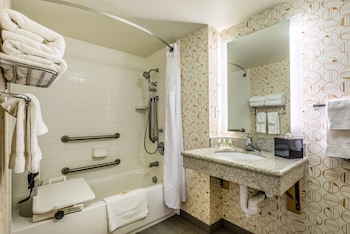 Holiday Inn Indianapolis Downtown By Ihg,Indianapolis>>Center Township,3 star
