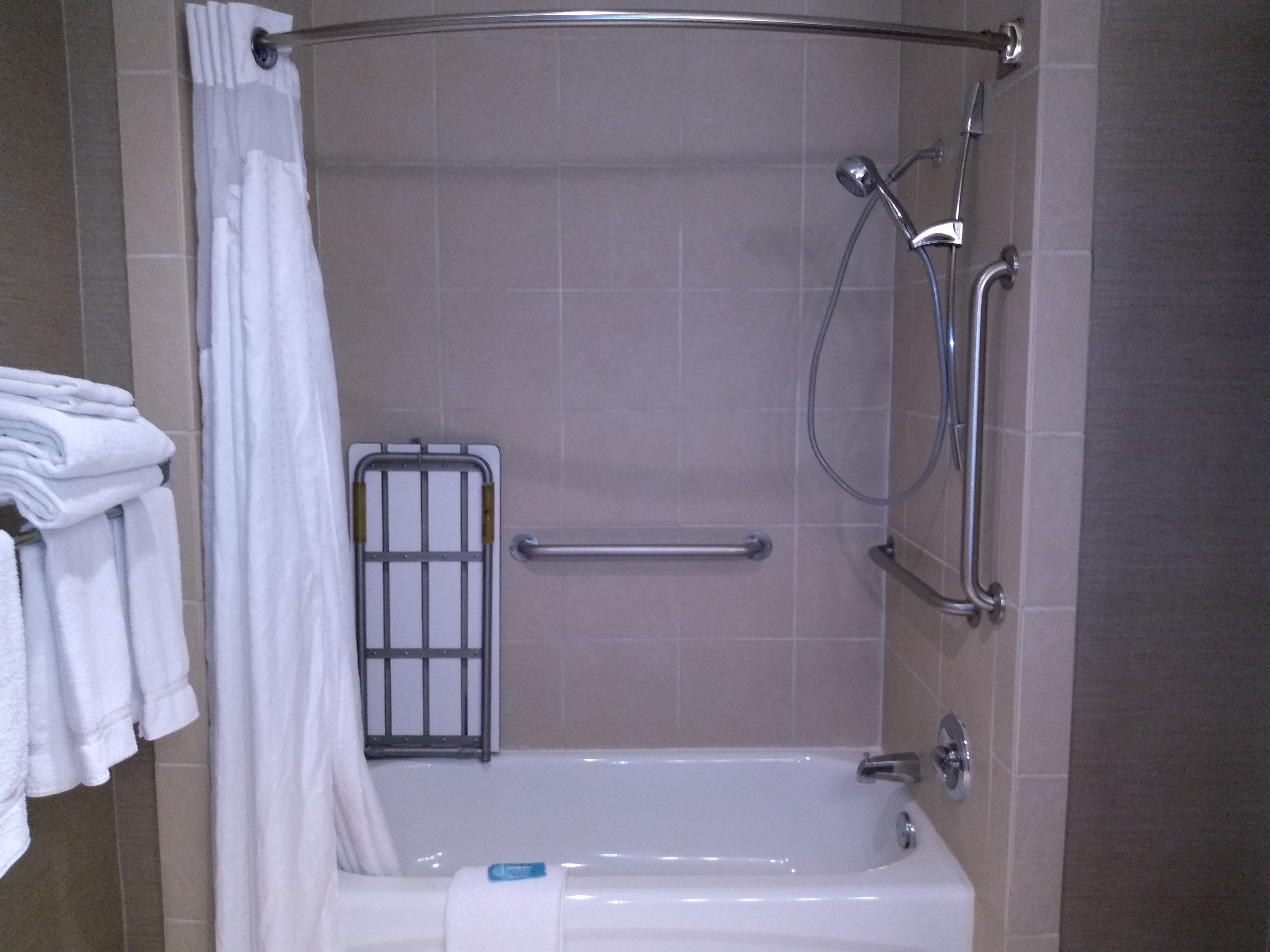 holiday inn express hotel and suites waterford by ihg