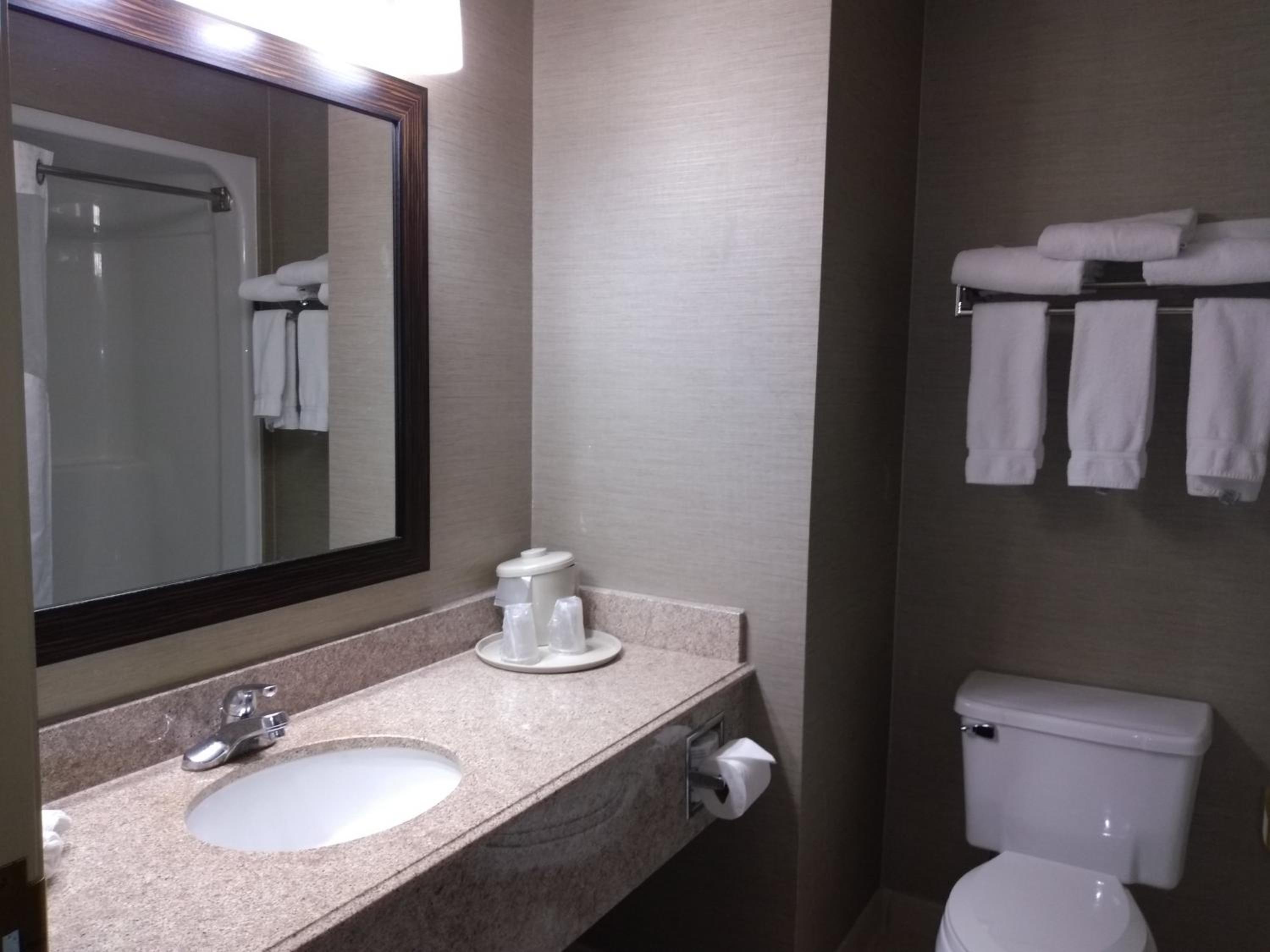 holiday inn express hotel and suites waterford by ihg