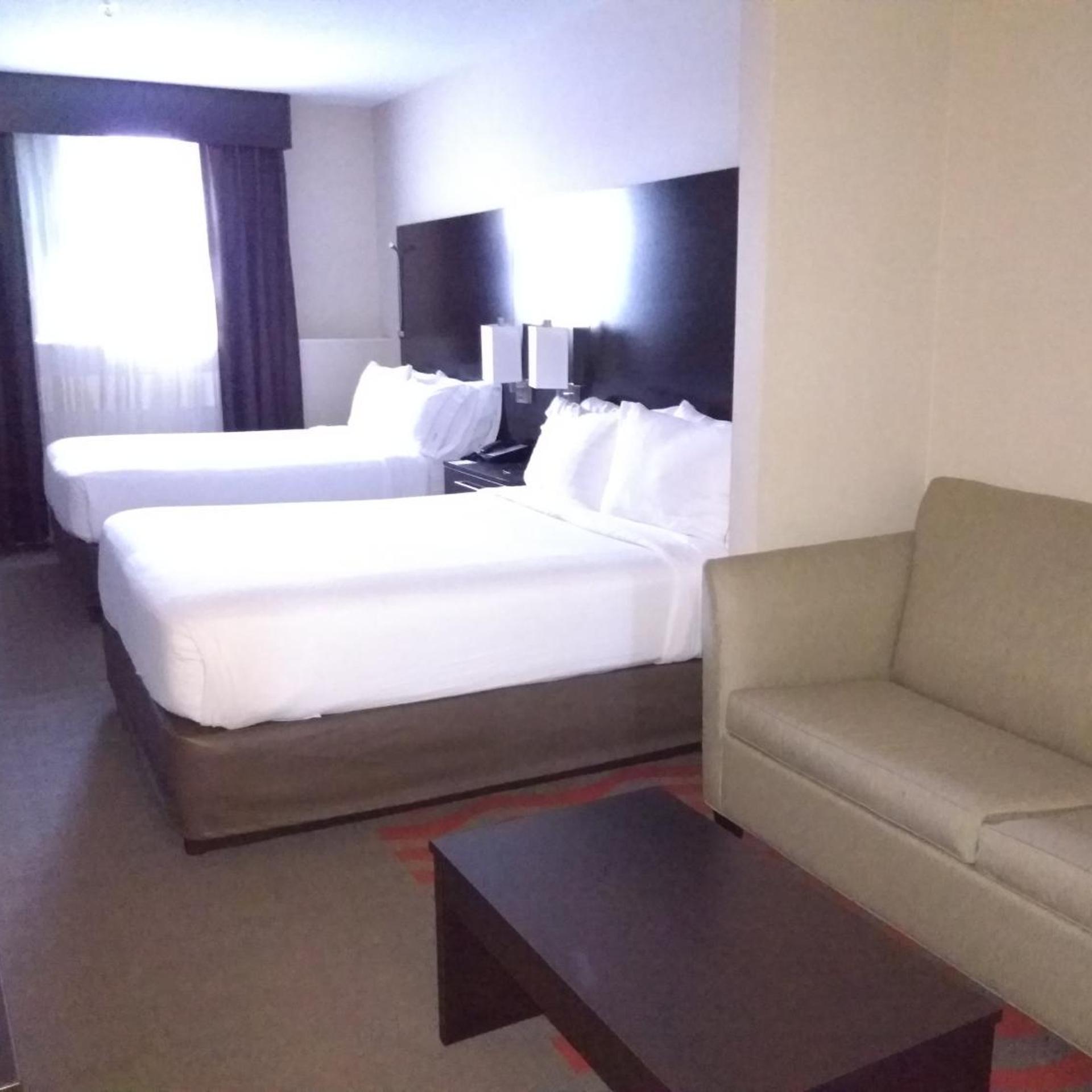holiday inn express hotel and suites waterford by ihg