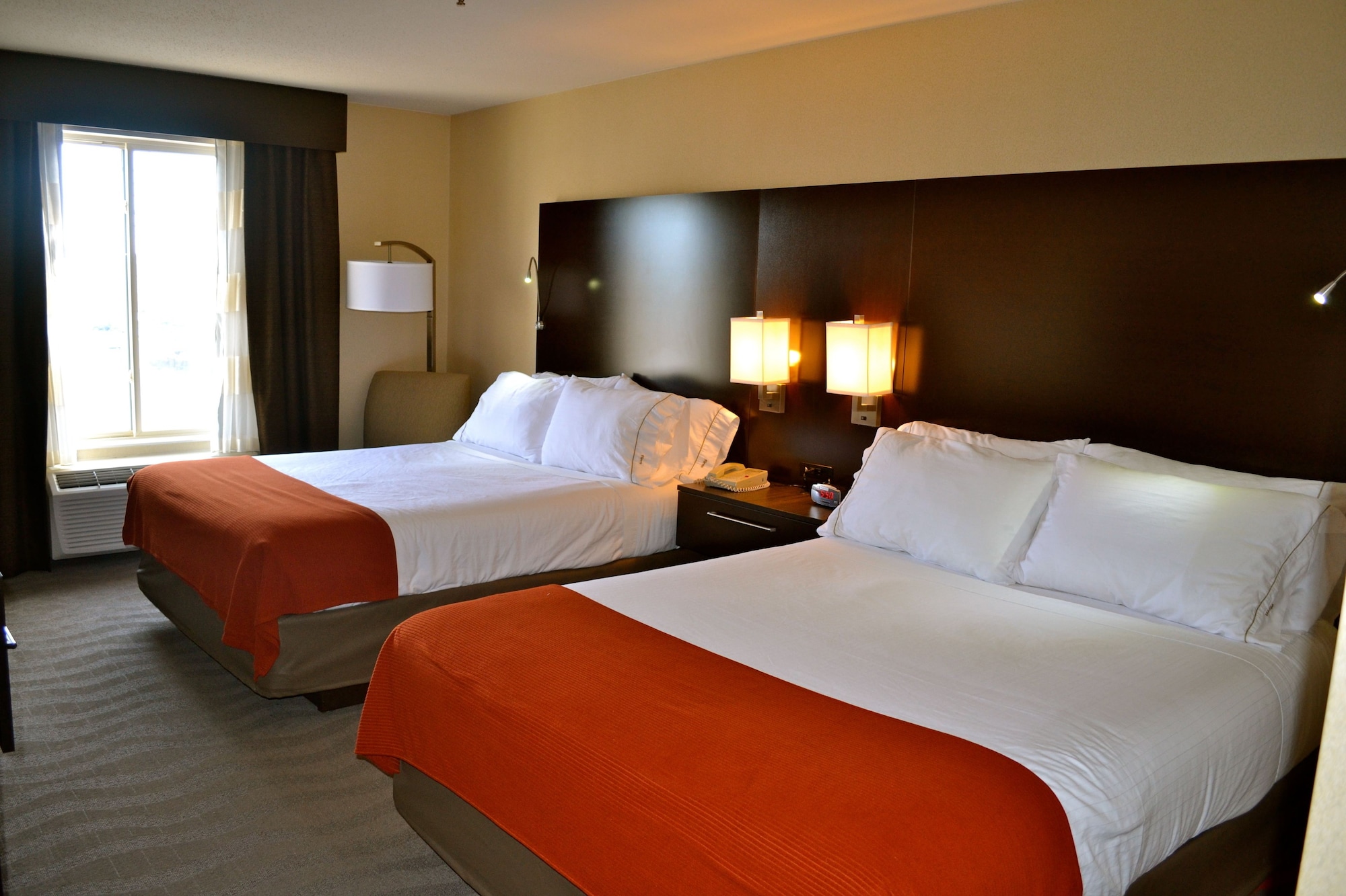 holiday inn express hotel and suites waterford by ihg