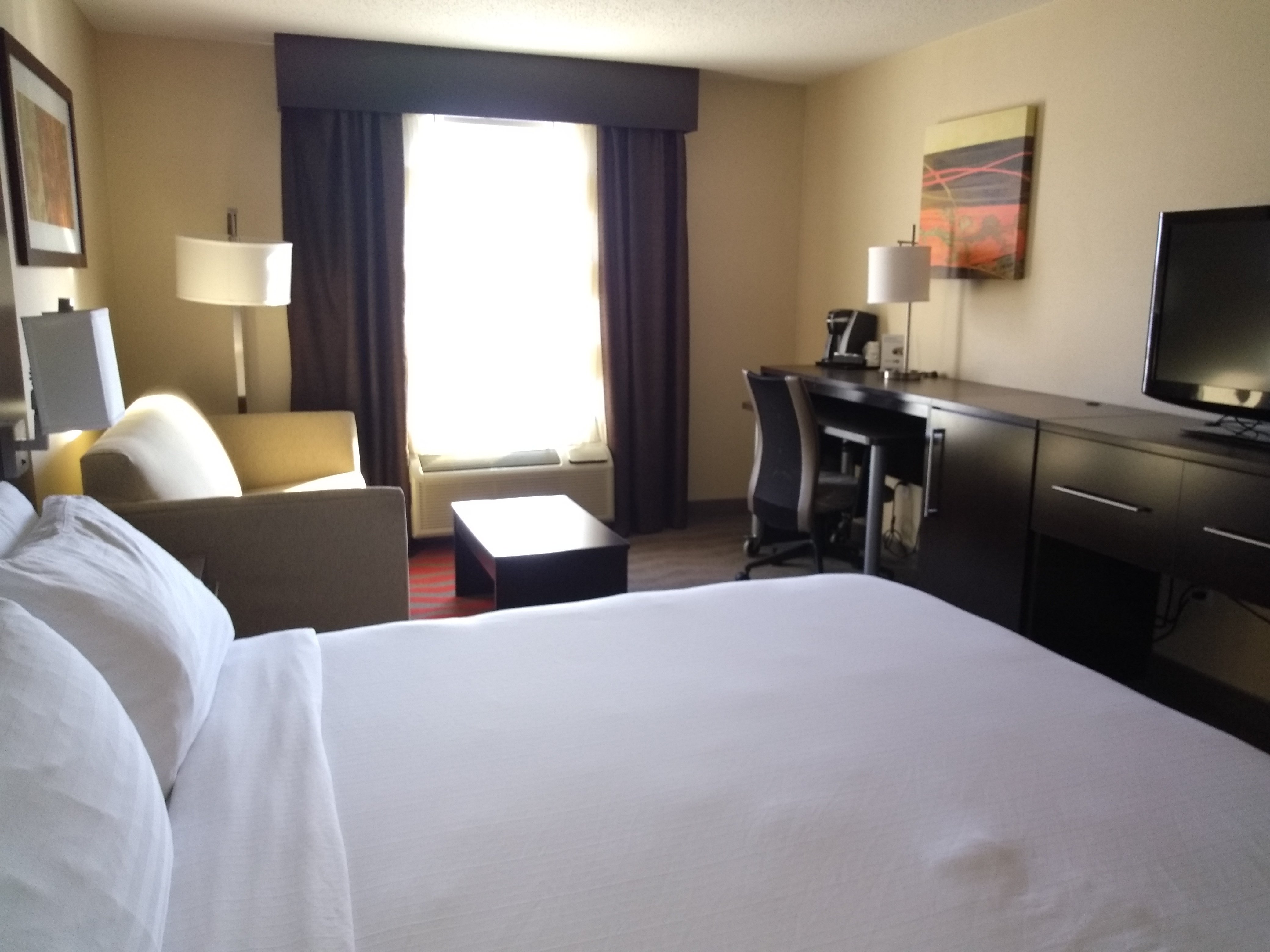 holiday inn express hotel and suites waterford by ihg