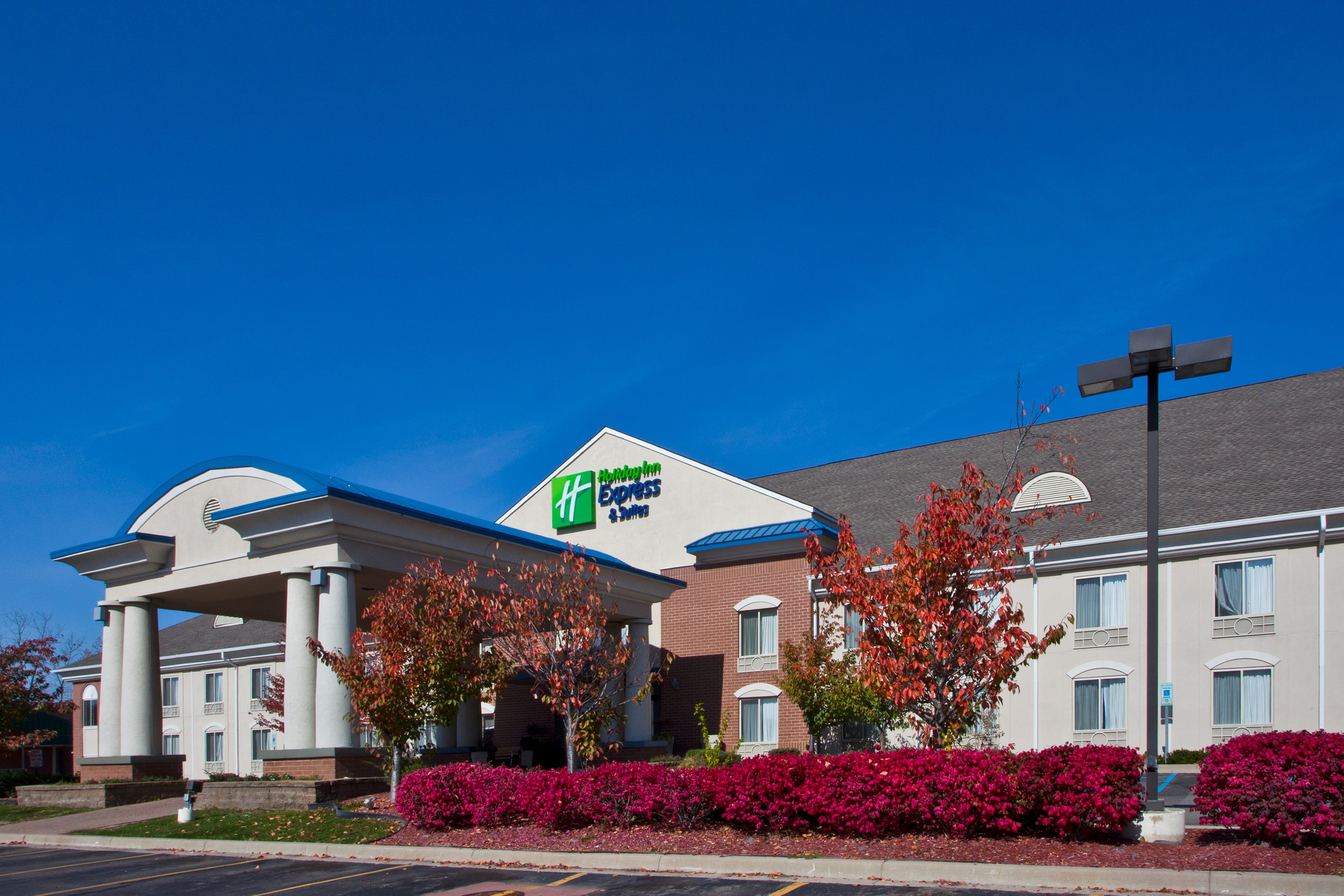 holiday inn express hotel and suites waterford by ihg