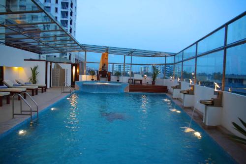 hotel gokulam park inn