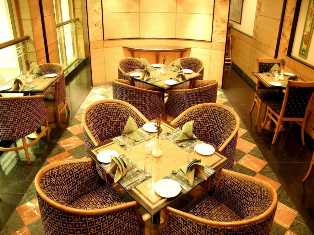 hotel gokulam park inn