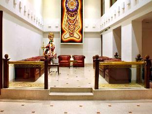 hotel gokulam park inn