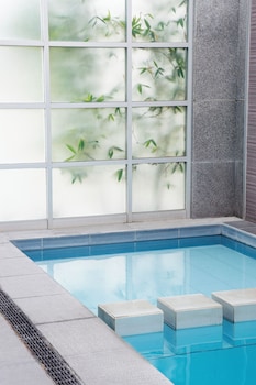 hotel casa inn galerias