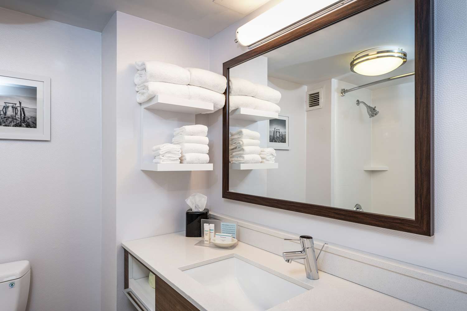 hampton inn fall river westport