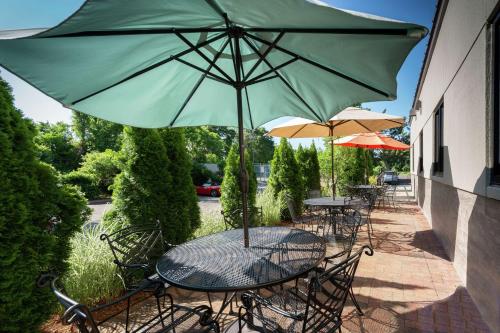 hampton inn fall river westport