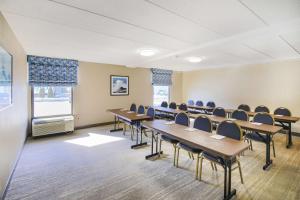 hampton inn fall river westport