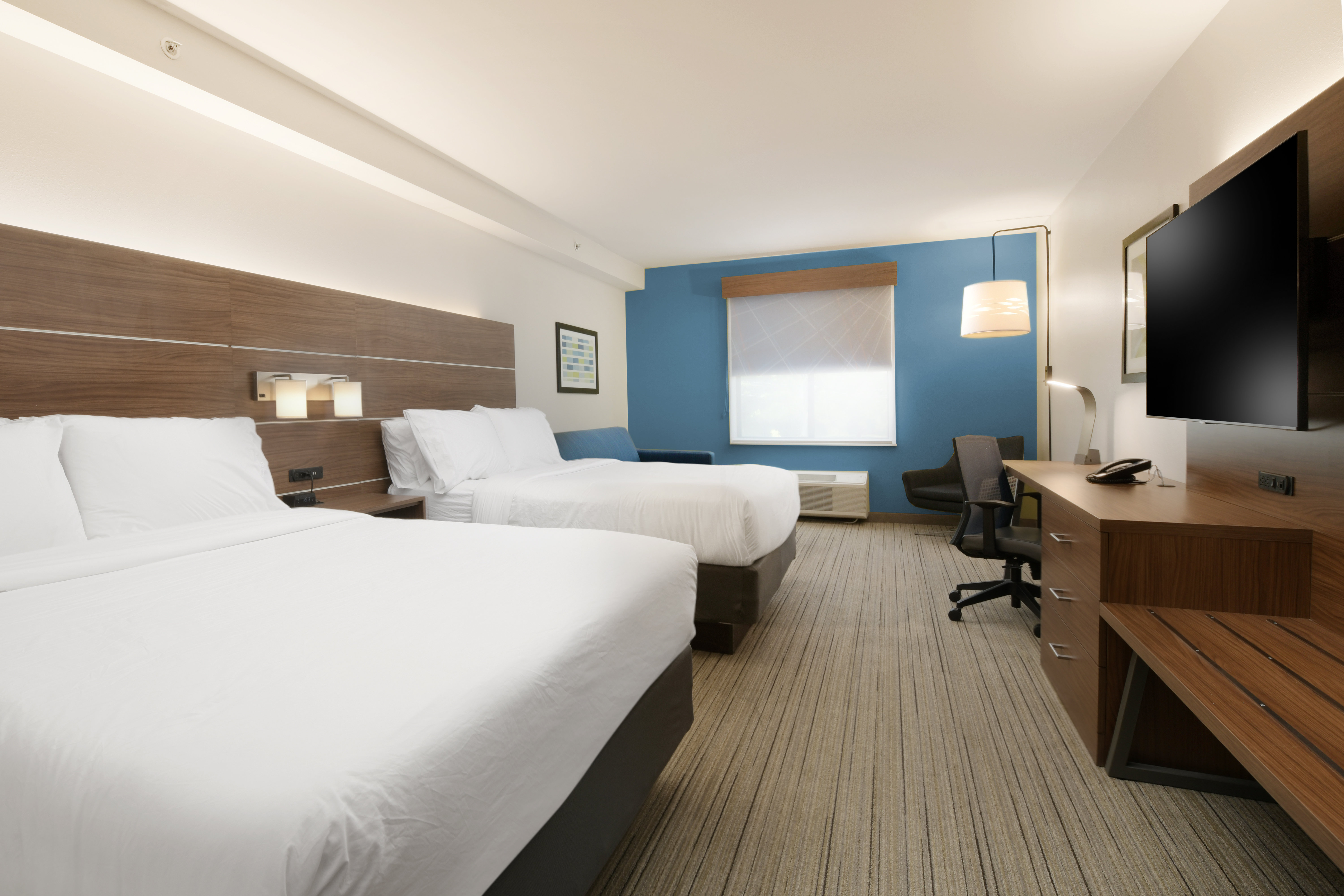 holiday inn express and suites williamstown glassboro by ihg