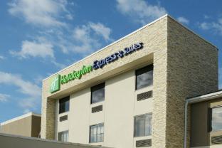 holiday inn express and suites williamstown glassboro by ihg