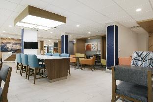 holiday inn express and suites williamstown glassboro by ihg