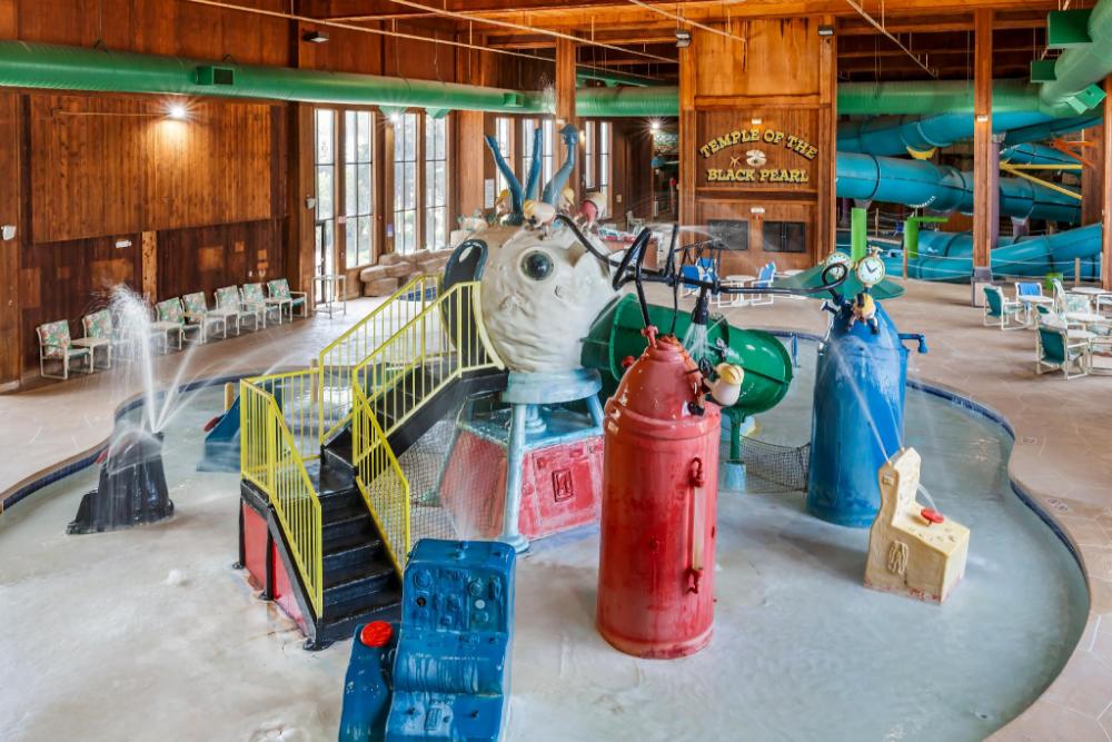 polynesian hotel and suites wisconsin dells lake delton