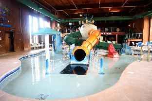 polynesian hotel and suites wisconsin dells lake delton