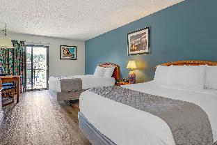 polynesian hotel and suites wisconsin dells lake delton