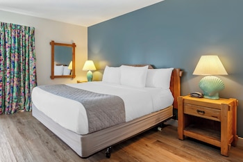 polynesian hotel and suites wisconsin dells lake delton