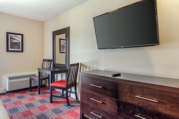 polynesian hotel and suites wisconsin dells lake delton