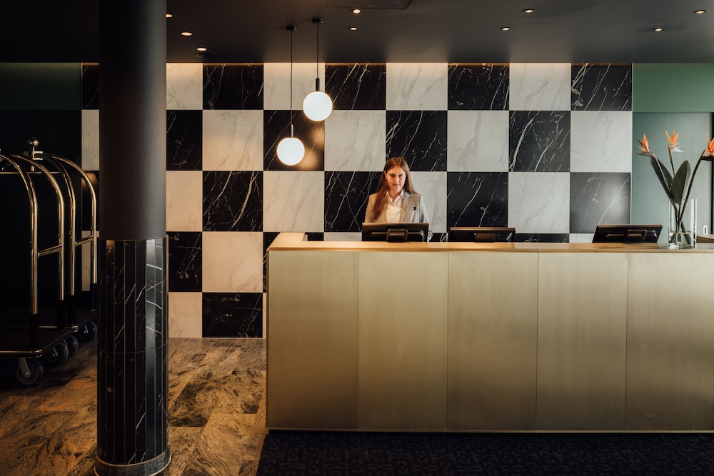 wismar townhouse vagabond club