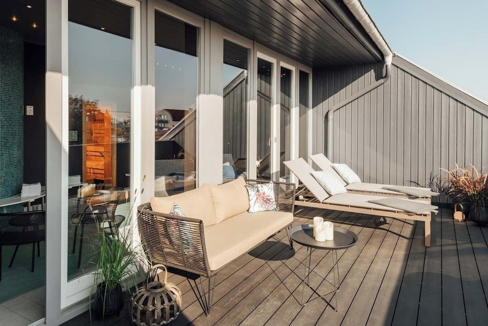 wismar townhouse vagabond club