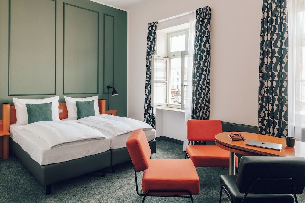 wismar townhouse vagabond club