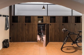 wismar townhouse vagabond club