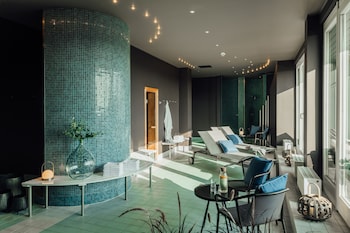 wismar townhouse vagabond club