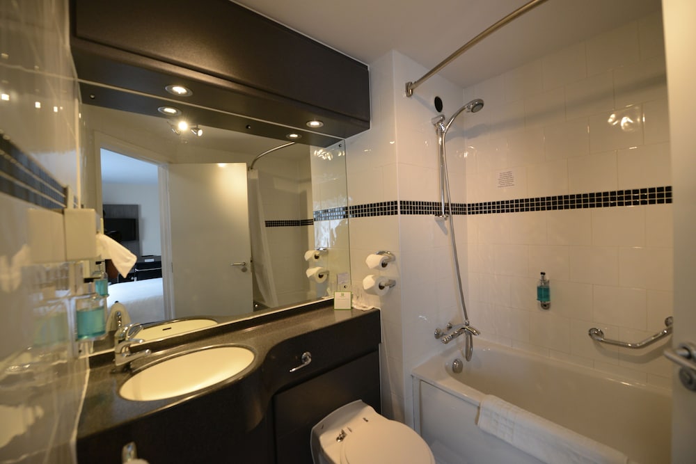 holiday inn wolverhampton racecourse by ihg