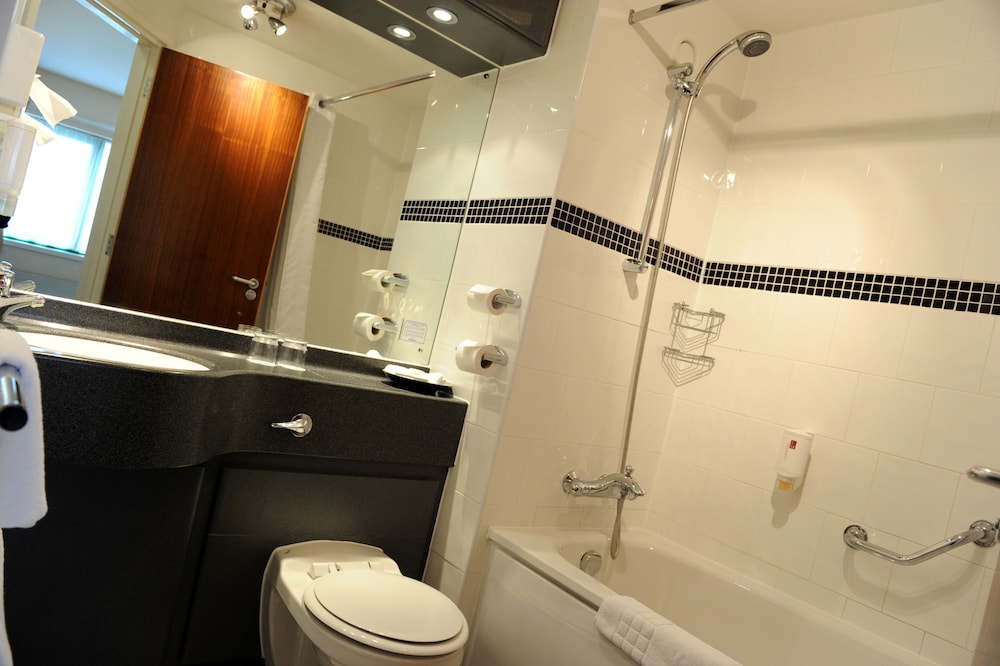 holiday inn wolverhampton racecourse by ihg