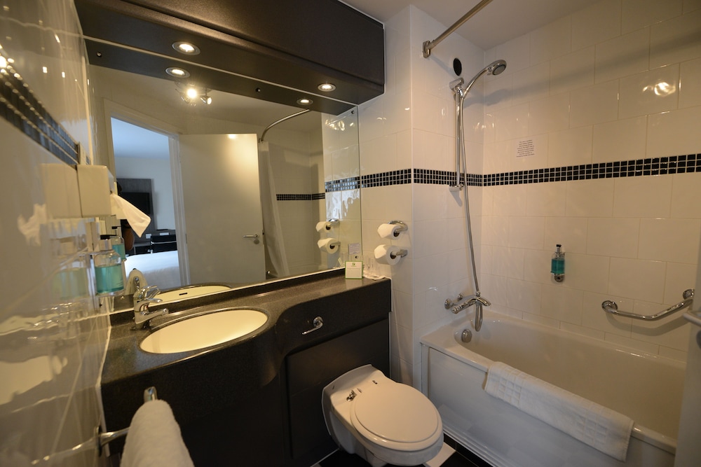 holiday inn wolverhampton racecourse by ihg