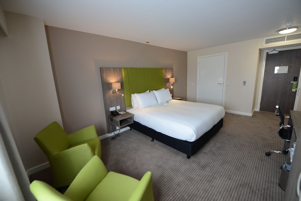 holiday inn wolverhampton racecourse by ihg