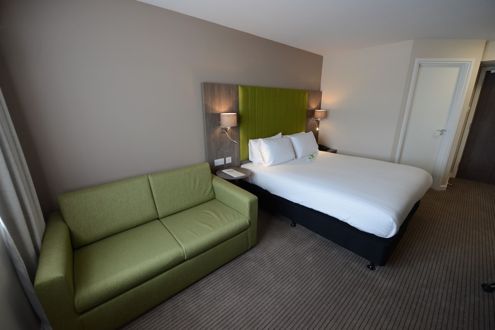 holiday inn wolverhampton racecourse by ihg