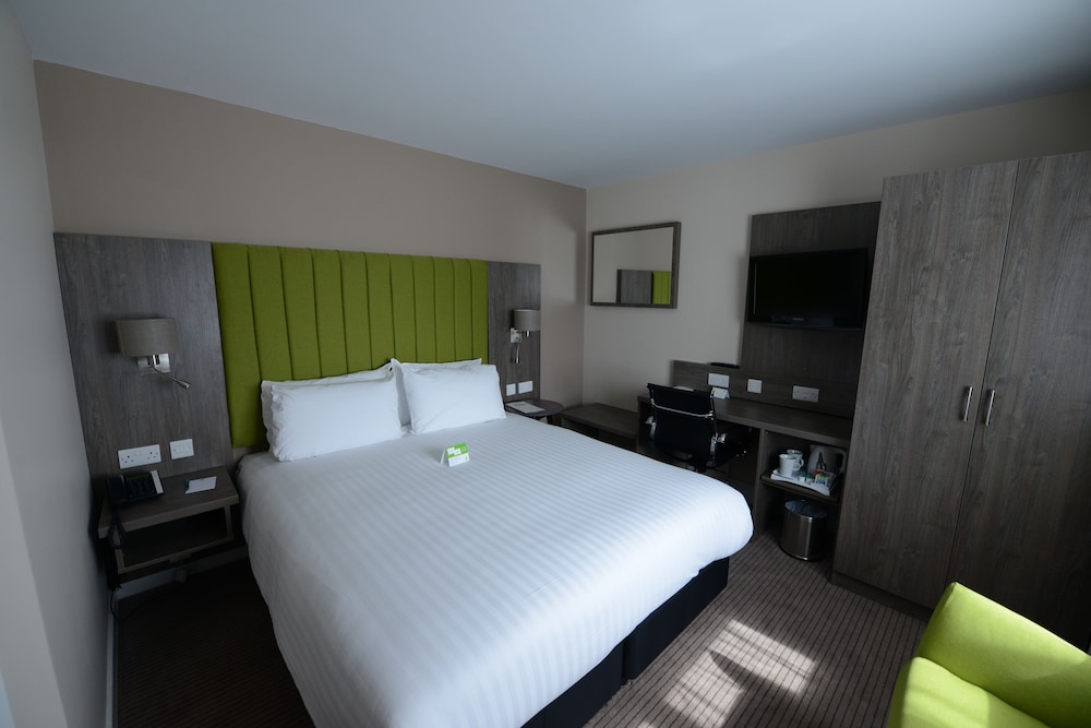 holiday inn wolverhampton racecourse by ihg