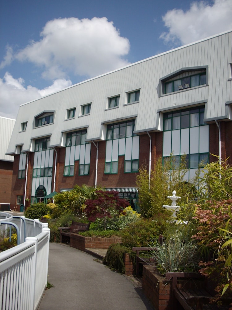 holiday inn wolverhampton racecourse by ihg