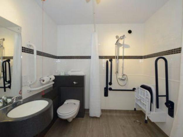 holiday inn wolverhampton racecourse by ihg